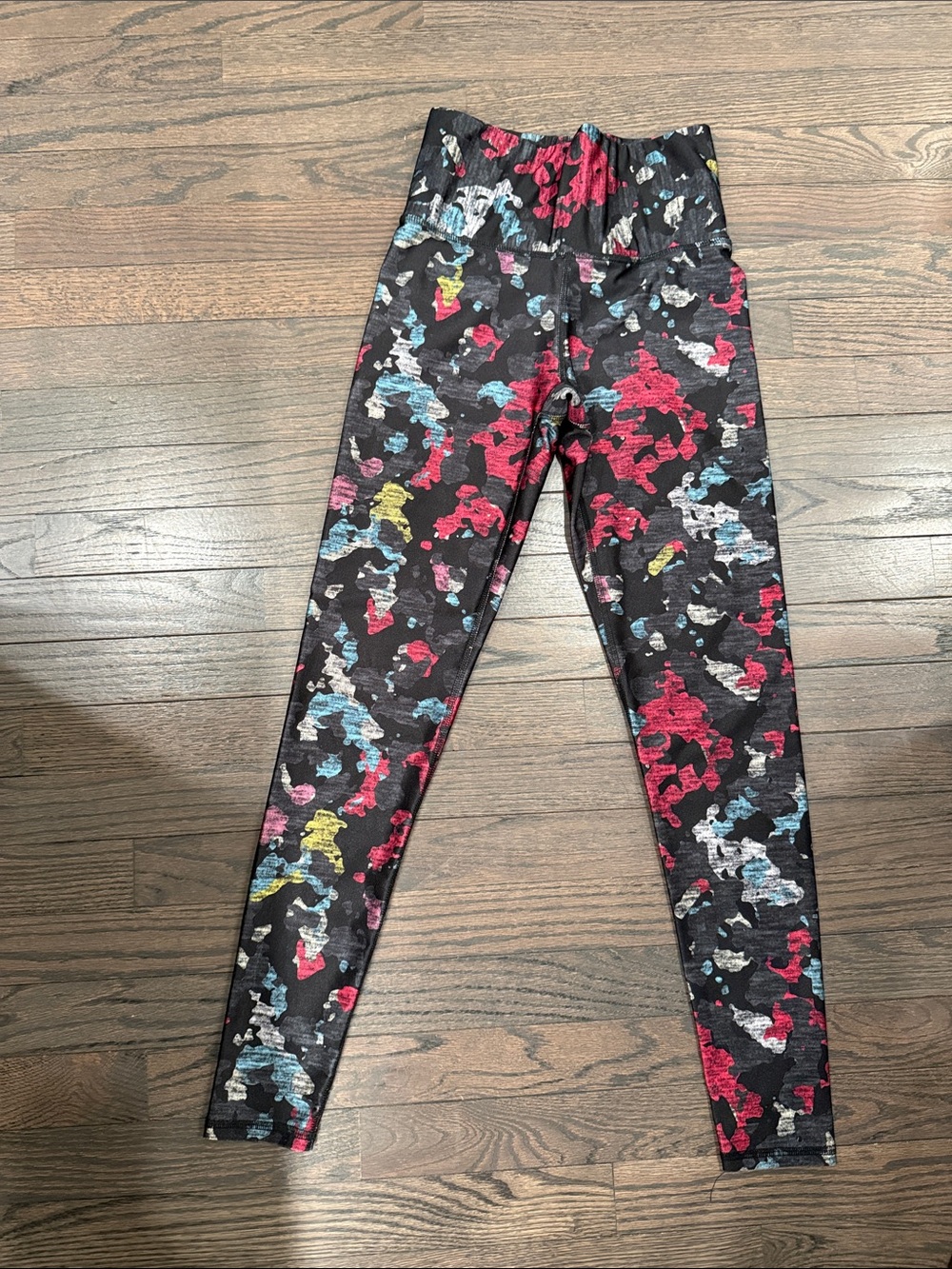 Terez camo legging size small EUC